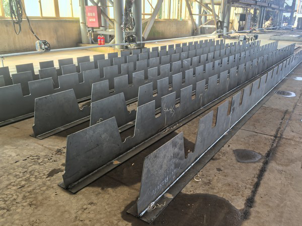 Gantry-Type Teaching-Free Welding Robot (9)