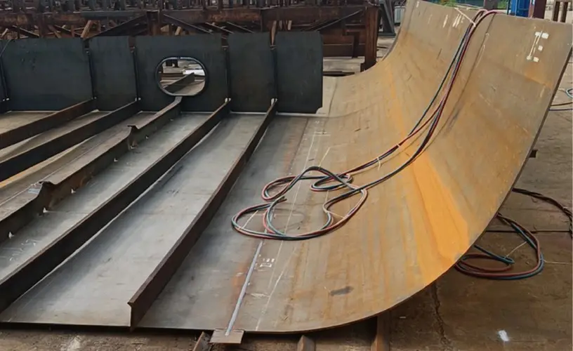 9-Axis Cantilevered Teaching-Free Welding Robot (5)