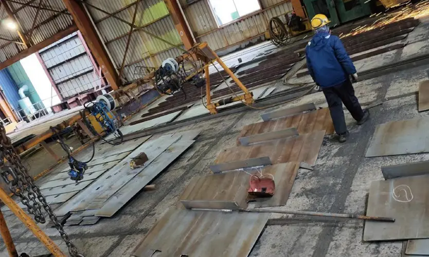 8-Axis Cantilevered Teaching-Free Welding Robot (5)